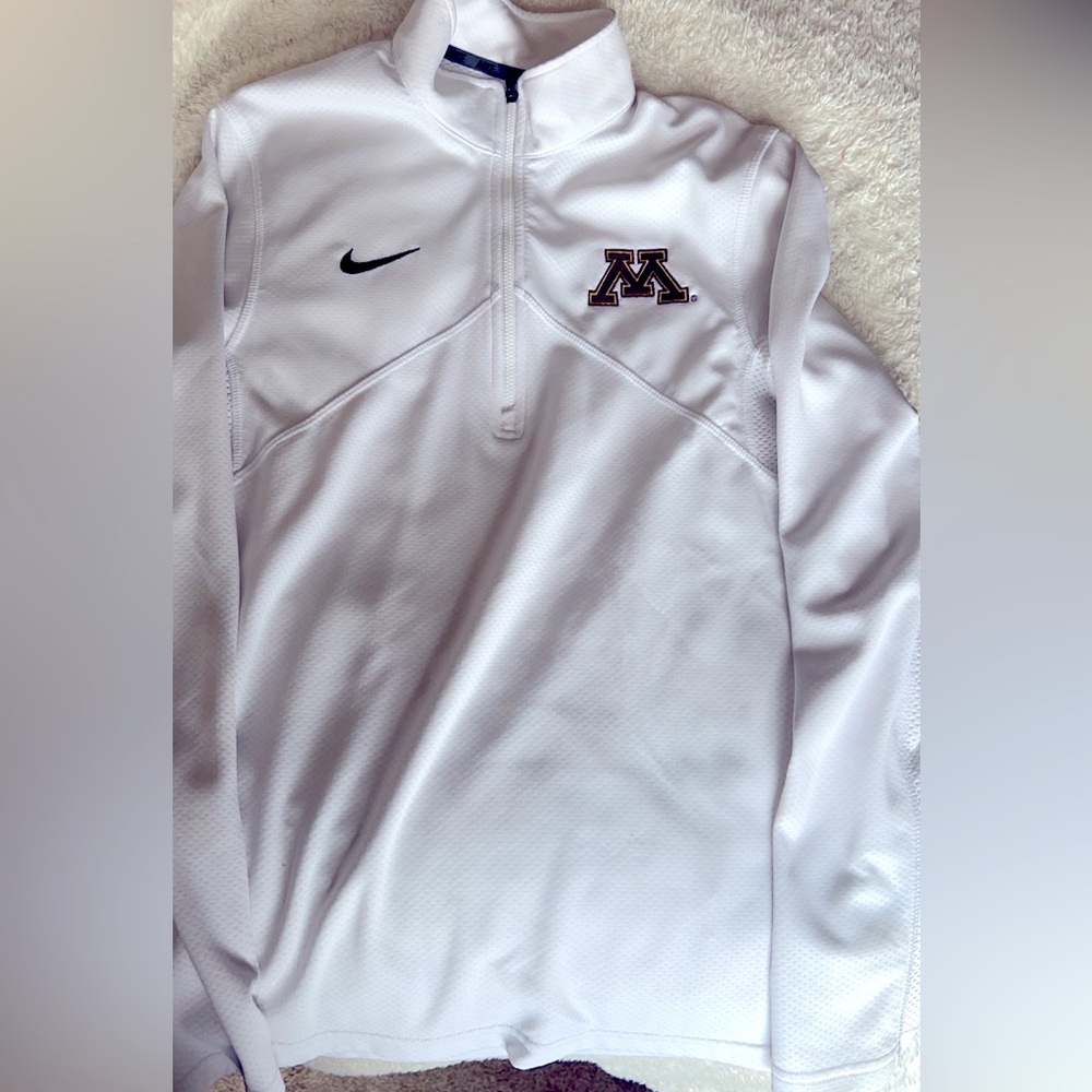 Firs like a women’s small medium